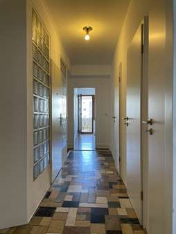 Diele - Etagenwohnung in 50676 Köln / Altstadt-Süd mit 66m² kaufen