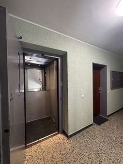 Aufzug - Etagenwohnung in 50733 Köln / Nippes mit 70m² kaufen