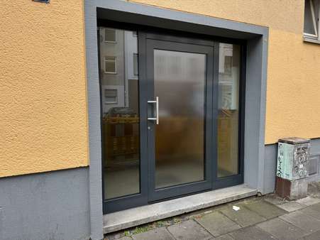 Hauseingang - Etagenwohnung in 50677 Köln / Neustadt-Süd mit 40m² kaufen