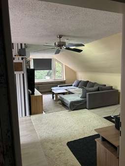 Wohnzimmer Wohnzimmer - Dachgeschosswohnung in 50127 Bergheim mit 55m² als Kapitalanlage kaufen