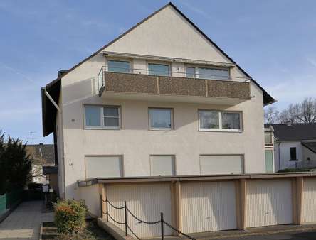 Vorderansicht - Erdgeschosswohnung in 51107 Köln / Heumar mit 71m² kaufen