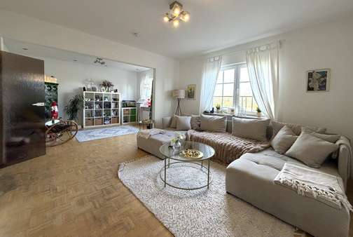 Wohnzimmer - Doppelhaushälfte in 53179 Bonn / Mehlem mit 116m² kaufen