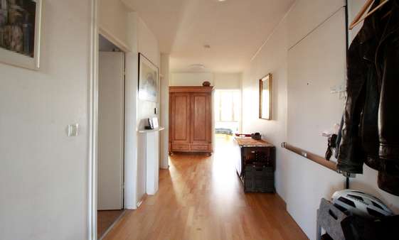 Diele Diele - Etagenwohnung in 53117 Bonn mit 112m² kaufen