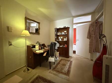 Flur Flur - Etagenwohnung in 50999 Köln / Sürth mit 51m² kaufen