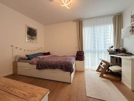 Kinderzimmer Kinderzimmer - Etagenwohnung in 50735 Köln / Riehl mit 131m² kaufen