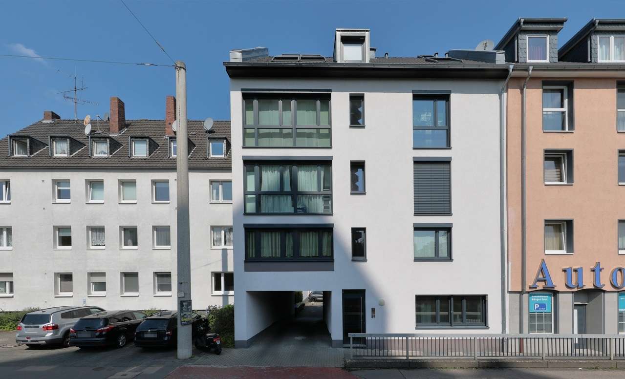 Vorderansicht Vorderansicht - Etagenwohnung in 50735 Köln / Riehl mit 131m² kaufen