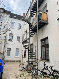 Innenhof - Mehrfamilienhaus in 47798 Krefeld / Stadtmitte mit 406m² als Kapitalanlage kaufen