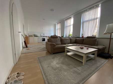 Wohnzimmer - Mehrfamilienhaus in 47798 Krefeld / Stadtmitte mit 406m² als Kapitalanlage kaufen