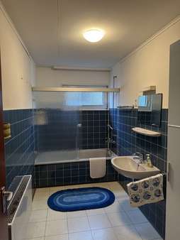 Bad EG Bad EG - Einfamilienhaus in 50997 Köln mit 147m² kaufen