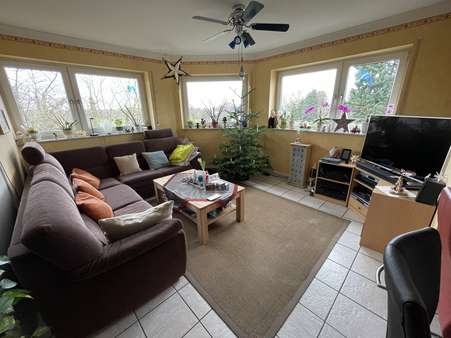 Wohnzimmer - Mehrfamilienhaus in 53721 Siegburg mit 962m² als Kapitalanlage kaufen