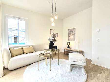 Musterwohnung Wohnzimmer - Etagenwohnung in 50668 Köln mit 64m² kaufen
