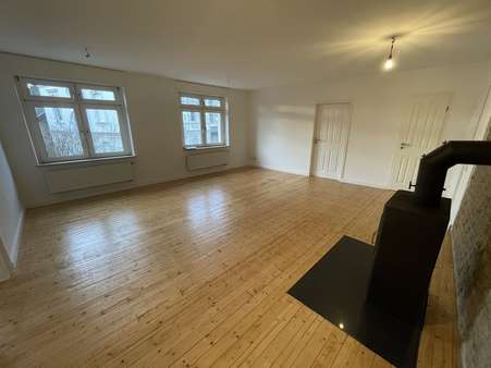 Wohnzimmer - Etagenwohnung in 53844 Troisdorf mit 69m² kaufen