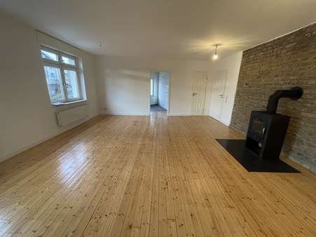 Wohnzimmer - Etagenwohnung in 53844 Troisdorf mit 69m² kaufen