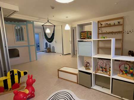 Spielzimmer II - Sonstige in 50735 Köln mit 132m² kaufen