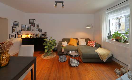 Wohnbereich Wohnbereich - Etagenwohnung in 40476 Düsseldorf / Derendorf mit 57m² als Kapitalanlage kaufen