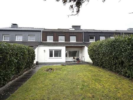 Außenfoto Hinten Außenfoto Hinten - Reihenmittelhaus in 53177 Bonn mit 114m² kaufen