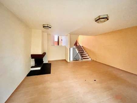 Wohnzimmer - Reihenmittelhaus in 53117 Bonn mit 200m² kaufen