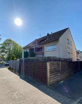 Ansicht - Mehrfamilienhaus in 51147 Köln - Porz-Lind mit 975m² als Kapitalanlage günstig kaufen