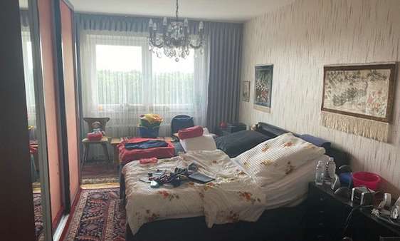Schlafzimmer - Wohnung in 51145 Köln - Urbach mit 105m² günstig kaufen