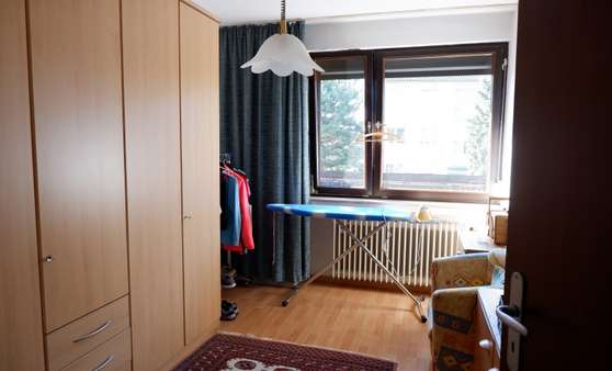 Zimmer - Reihenmittelhaus in 51147 Köln - Porz Grengel mit 105m² günstig kaufen