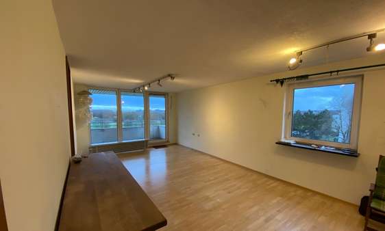 Wohnzimmer - Wohnung in 50858 Köln - Junkersdorf mit 70m² günstig kaufen