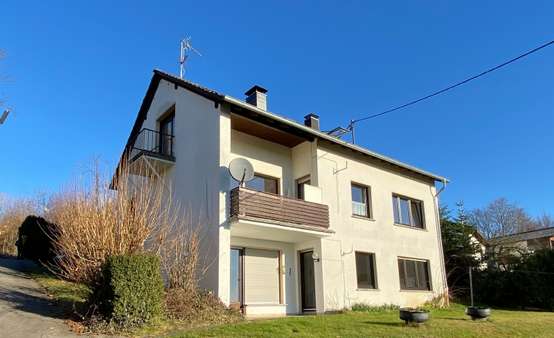 Rückansicht - Mehrfamilienhaus in 51674 Wiehl - Marienhagen mit 180m² als Kapitalanlage günstig kaufen