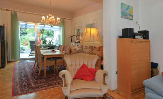 Wohnzimmer - Reihenmittelhaus in 50858 Köln - Weiden mit 185m² kaufen