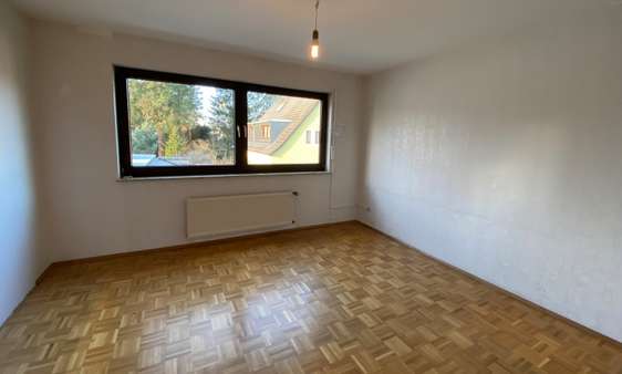Zimmer - Doppelhaushälfte in 51069 Köln - Dünnwald mit 105m² kaufen