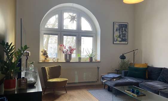 Wohnzimmer - Wohnung in 50678 Köln - Altstadt Süd mit 57m² kaufen