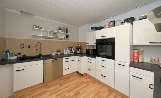 Küche - Wohn- / Geschäftshaus in 51145 Köln - Porz Urbach mit 175m² als Kapitalanlage kaufen
