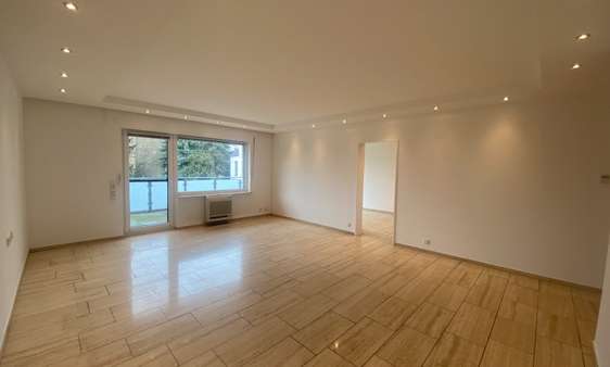 Wohnzimmer - Wohnung in 50735 Köln - Niehl mit 97m² kaufen