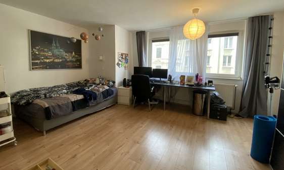 Zimmer - Wohnung in 50674 Köln - Neustadt-Süd mit 30m² als Kapitalanlage kaufen