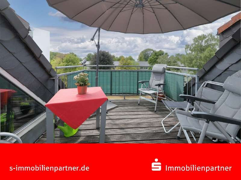 Terrasse - Dachgeschosswohnung in 40589 Düsseldorf - Wersten mit 109m² günstig kaufen