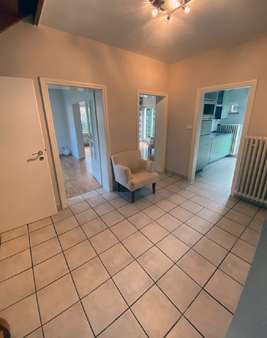 Diele - Einfamilienhaus in 53225 Bonn - Beuel-Mitte mit 104m² kaufen