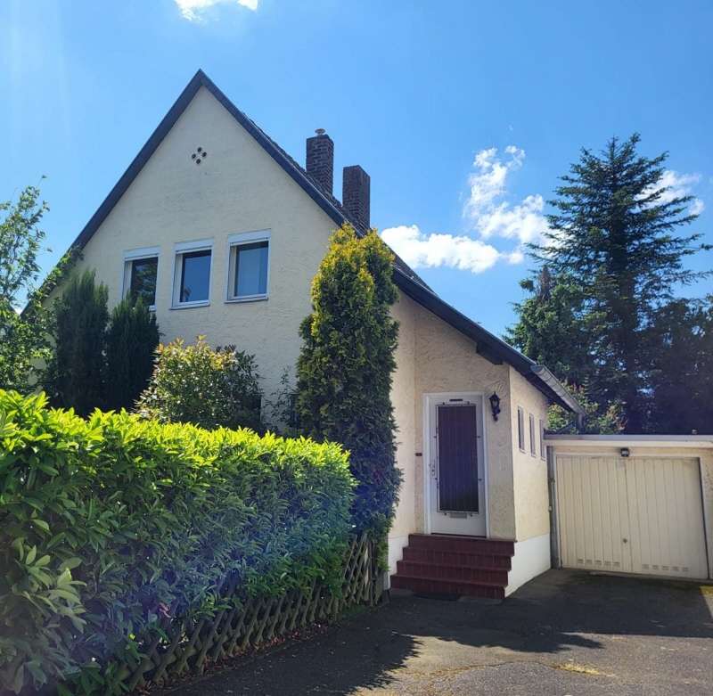 Vorderansicht - Einfamilienhaus in 53225 Bonn - Beuel-Mitte mit 104m² kaufen