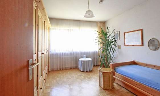 Schlafzimmer - Erdgeschosswohnung in 53179 Bonn - Mehlem mit 57m² kaufen
