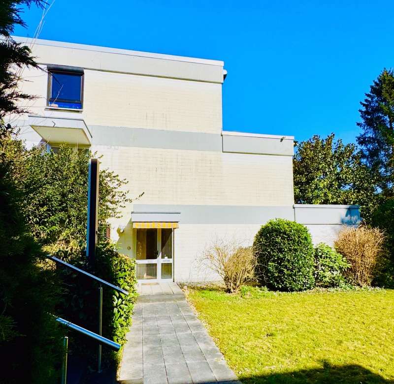 Zugang zum Haus - Erdgeschosswohnung in 53177 Bonn - Bad Godesberg-Schweinheim mit 144m² kaufen