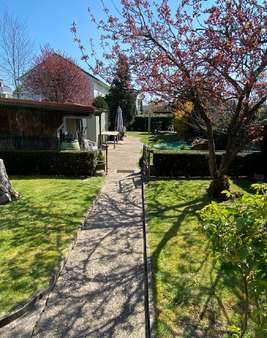 Garten - Haus in 53229 Bonn - Vilich-Müldorf mit 99m² kaufen