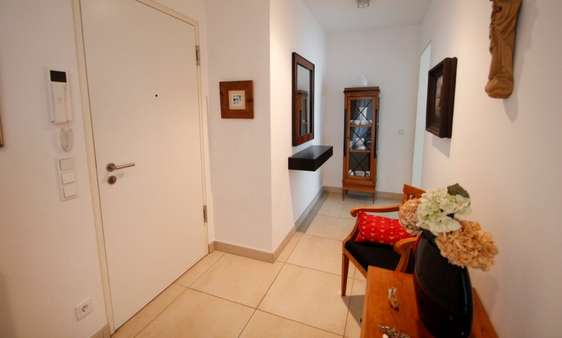 Diele - Etagenwohnung in 53604 Bad Honnef - Rhöndorf mit 162m² kaufen