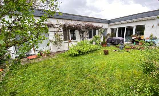 Rückansicht - Einfamilienhaus in 53229 Bonn - Holzlar mit 115m² kaufen