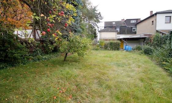 Garten - Doppelhaushälfte in 53227 Bonn - Beuel-Ost mit 115m² kaufen