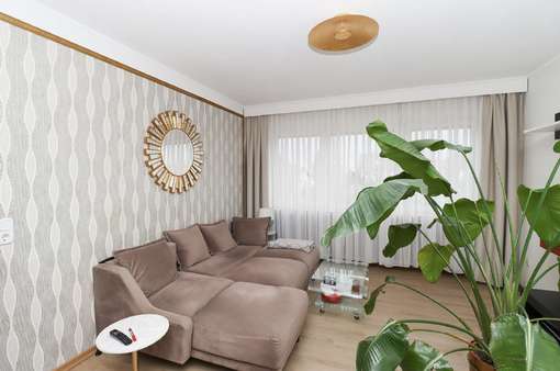 Wohnzimmer OG - Doppelhaushälfte in 52511 Geilenkirchen mit 125m² als Kapitalanlage kaufen