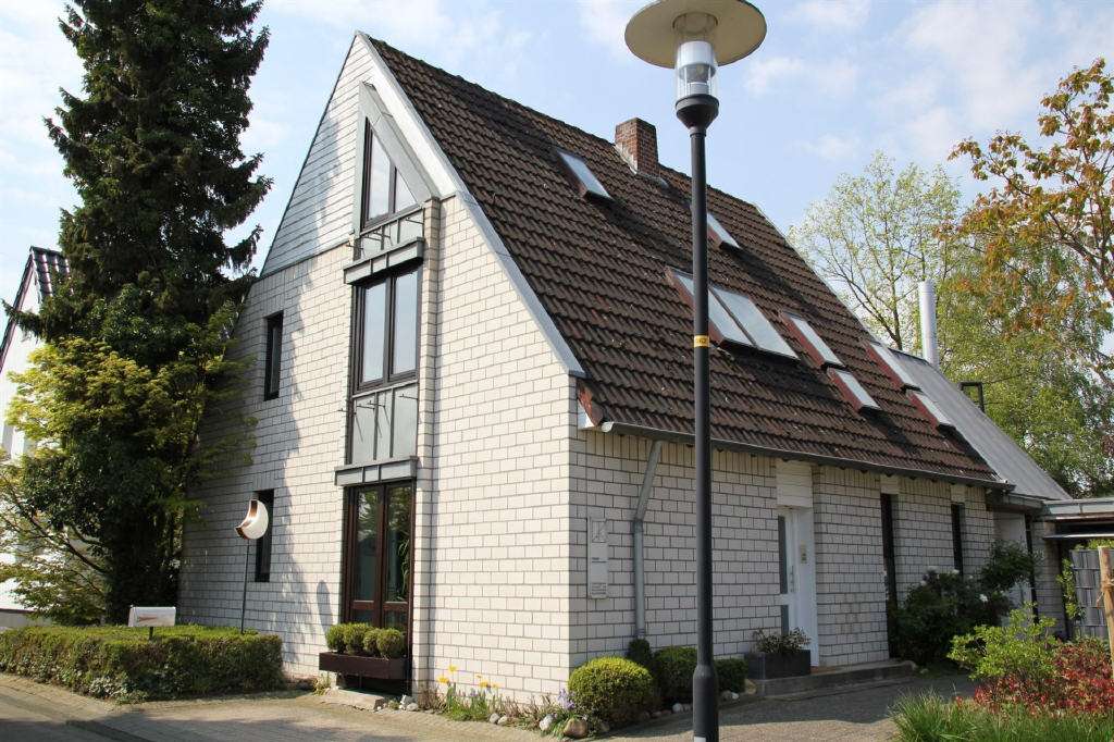 Straßenansicht - Einfamilienhaus in 52525 Heinsberg mit 116m² kaufen