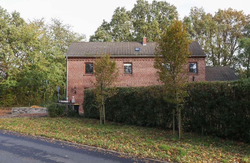 Frontansicht - Einfamilienhaus in 52511 Geilenkirchen mit 131m² kaufen