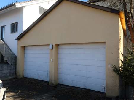 Doppelgarage - Zweifamilienhaus in 88339 Bad Waldsee mit 280m² kaufen