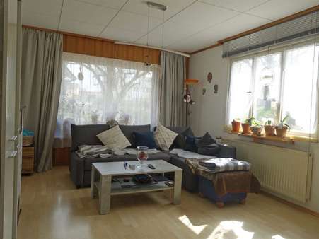 Wohnzimmer - Einfamilienhaus in 88271 Wilhelmsdorf mit 102m² kaufen