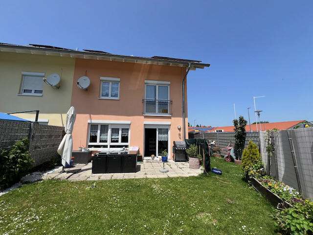 Außenansicht Außenansicht - Doppelhaushälfte in 88410 Bad Wurzach mit 166m² kaufen