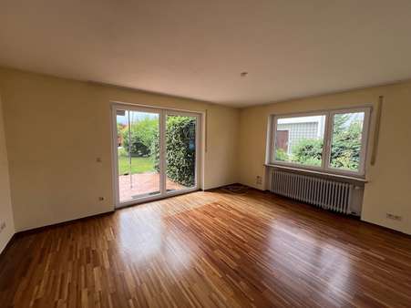 Wohnzimmer - Einfamilienhaus in 88459 Tannheim mit 123m² kaufen