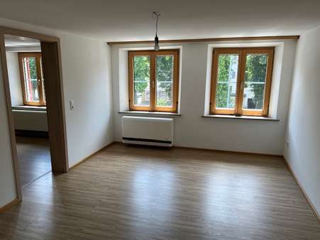 Zimmer OG Zimmer OG - Wohn- / Geschäftshaus in 88299 Leutkirch im Allgäu mit 231m² kaufen