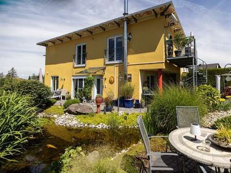 Gartenansicht - Doppelhaushälfte in 88339 Bad Waldsee mit 145m² kaufen